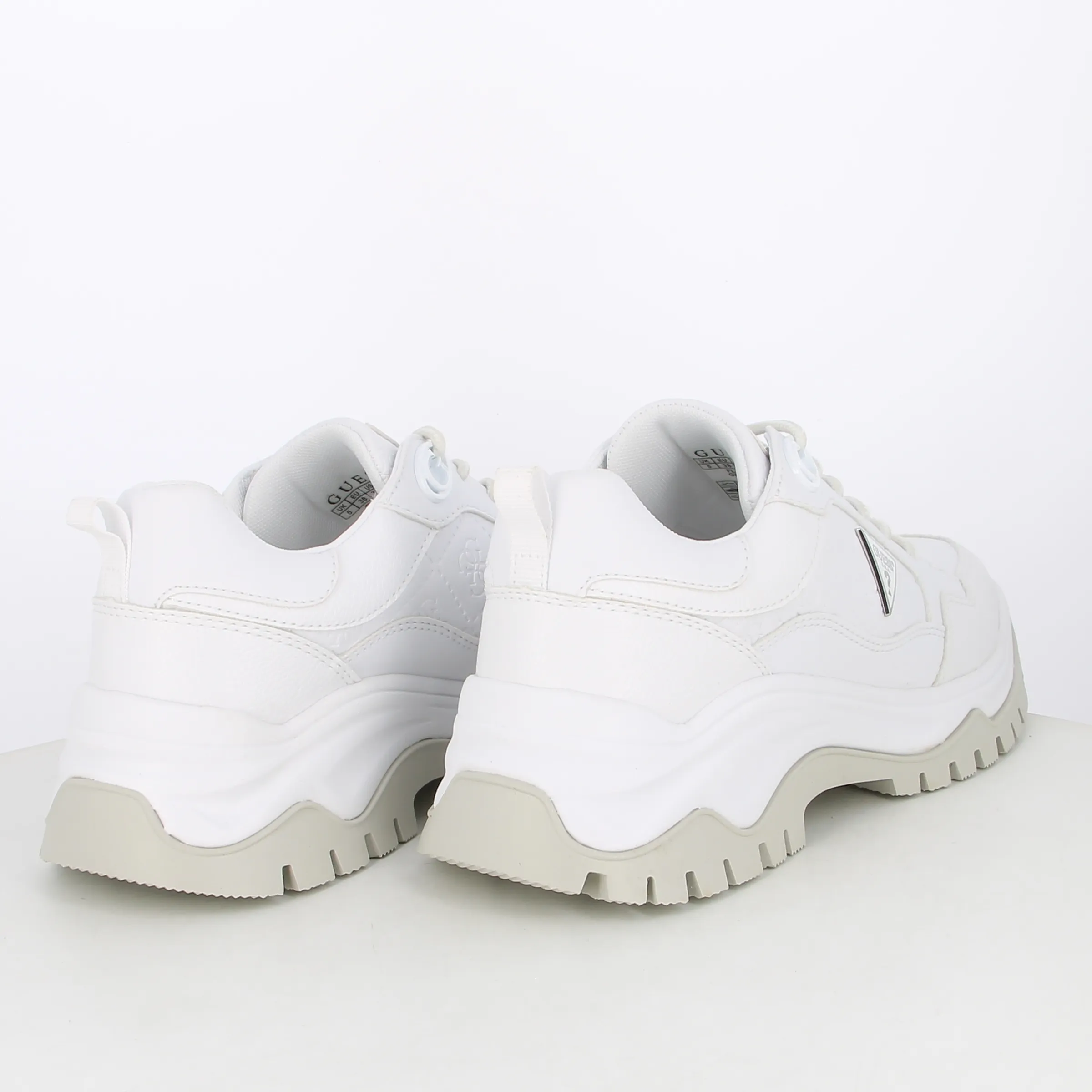 -----Guess -----Sneakers da donna Zaylin FLJZAY FAL12 ----