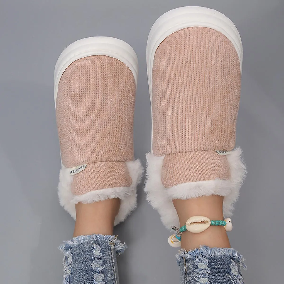 2023 Nuova pelliccia calda stivali da neve con piattaforma da donna peluche appartamenti alla caviglia scarpe firmate moda Kntti