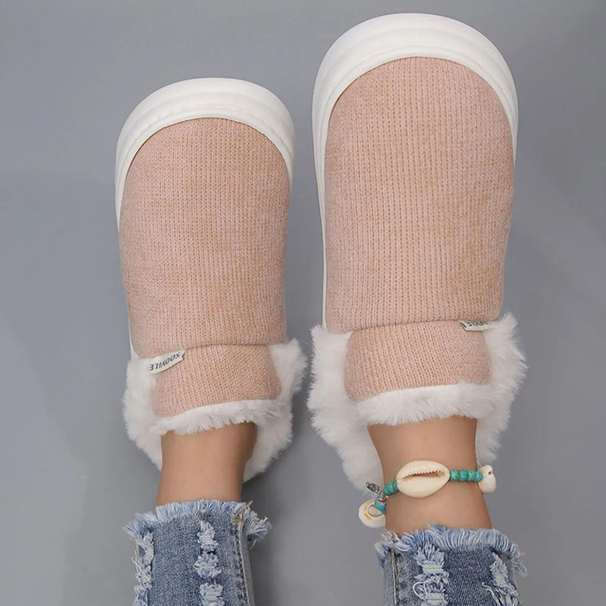 2023 Nuova pelliccia calda stivali da neve con piattaforma da donna peluche appartamenti alla caviglia scarpe firmate moda Kntti