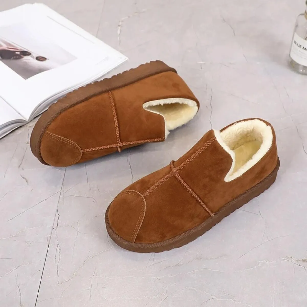 2023 Stivali da neve Tubo corto da donna Scarpe di cotone ispessito Antiscivolo Scarpe invernali nuove Scarpe da donna per stude