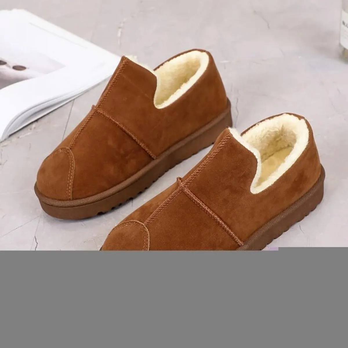 2023 Stivali da neve Tubo corto da donna Scarpe di cotone ispessito Antiscivolo Scarpe invernali nuove Scarpe da donna per stude