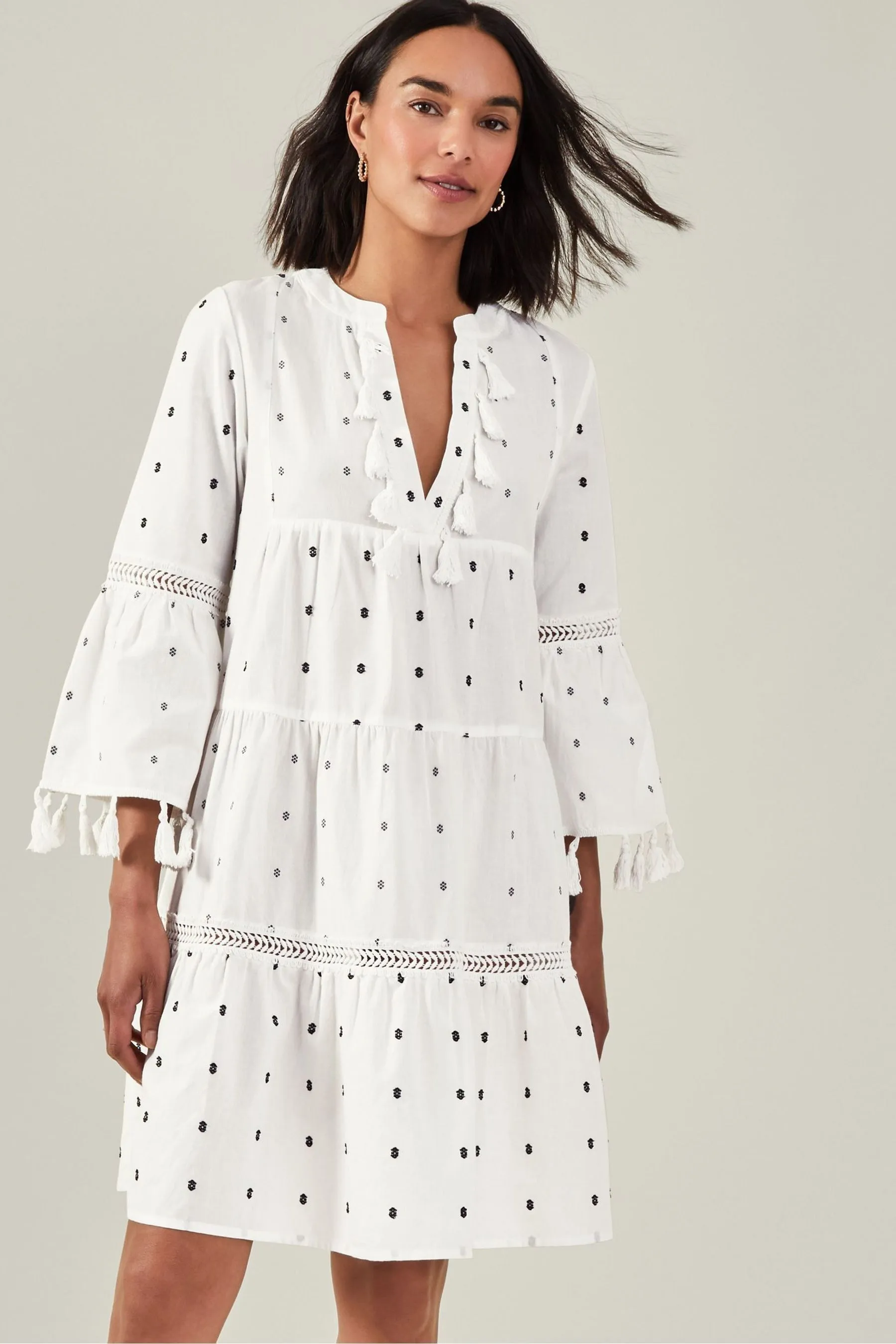 Accessorize - Abito in tessuto a pallini con nappe