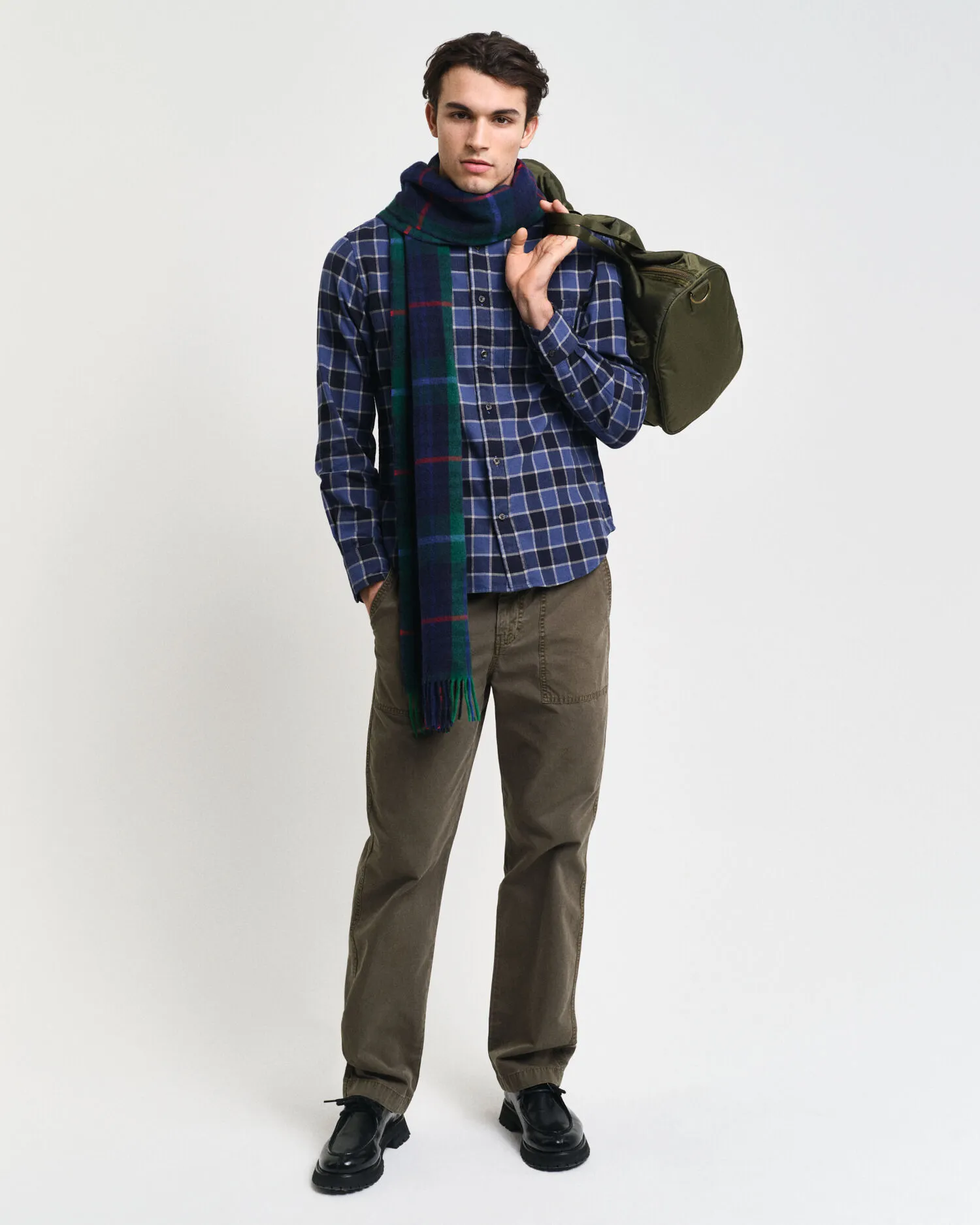 Camicia con motivo a spina di pesce a quadri regular fit    