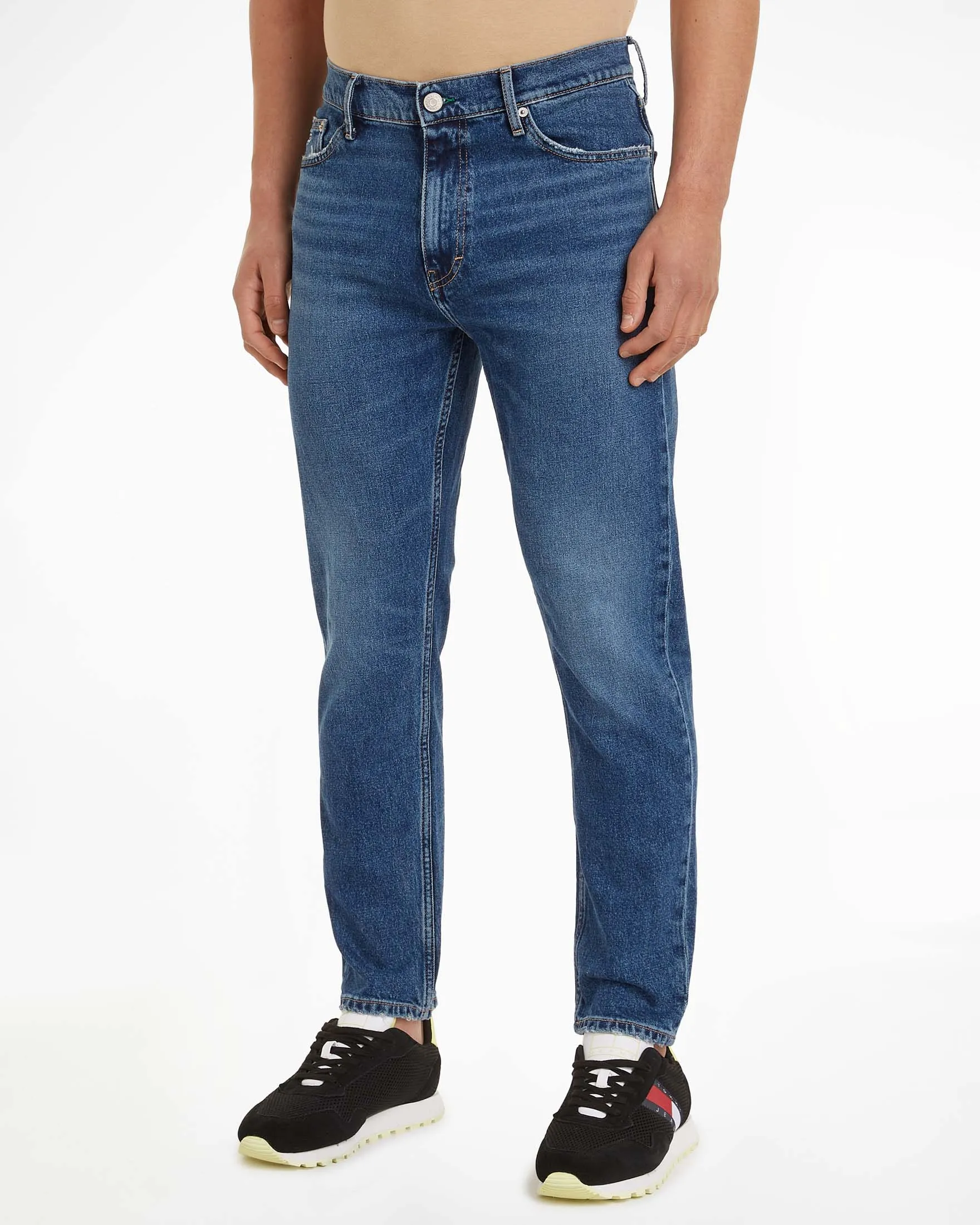 Dad jeans in cotone stretch lavaggio medio stone washed con baffature
