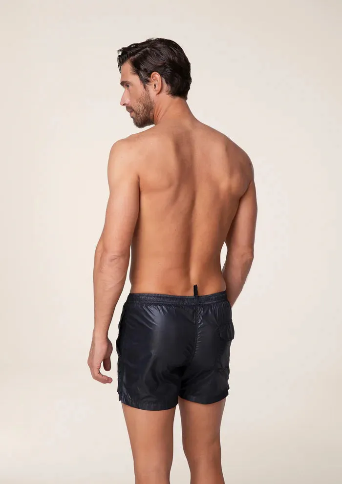 EFFEK SHORT NERO LUCIDO CORTO