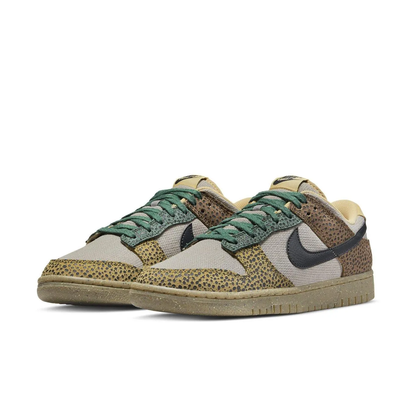 Nike Dunk Low Safari Golden Moss