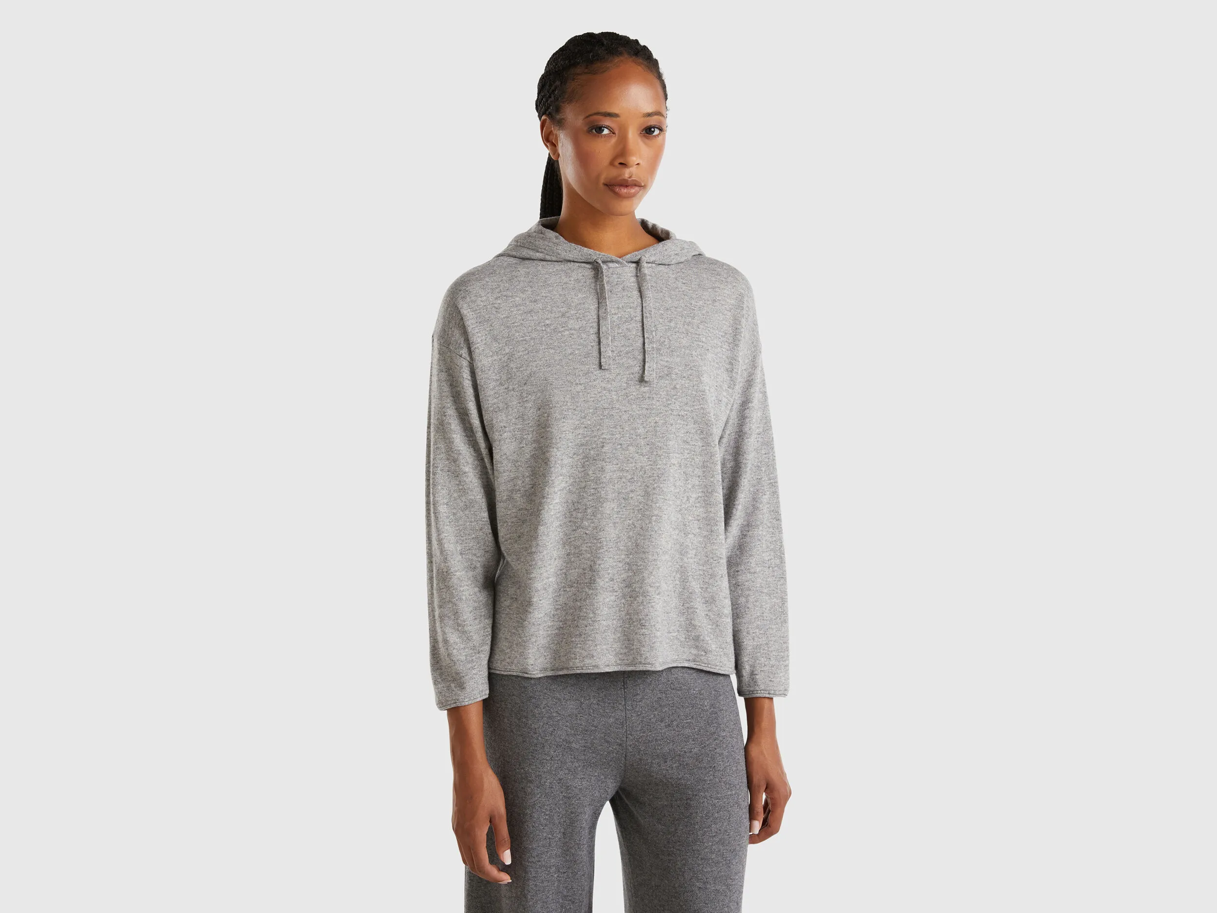 Nuovi arrivi Maglia grigio chiaro misto cashmere con cappuccio