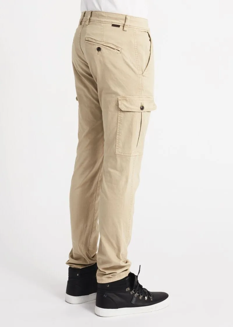 Pantaloni cargo in gabardina stretch