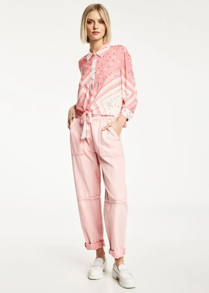 Pantaloni con cintura