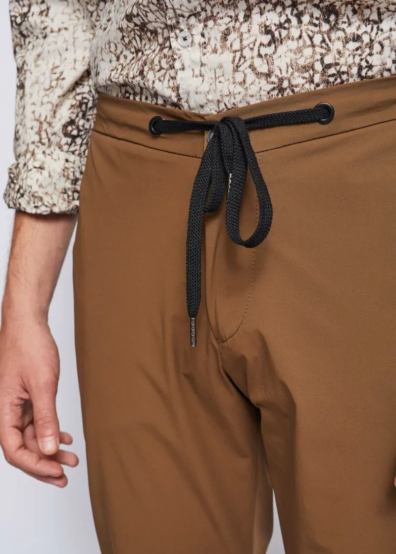 Pantaloni cropped stretch