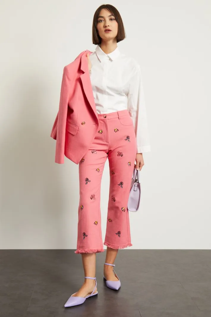 Pantaloni in stuoia ricamati