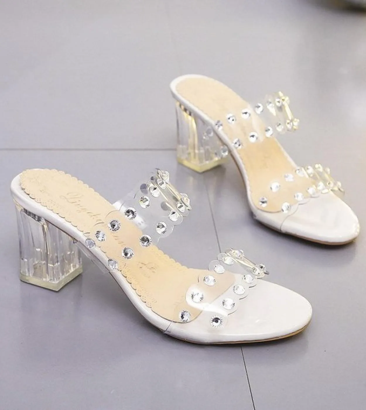 Sandali trasparenti trasparenti da donna Pantofole Moda donna Rivetti Block Tacchi alti Slide Chunky Mules Scarpe da sposa