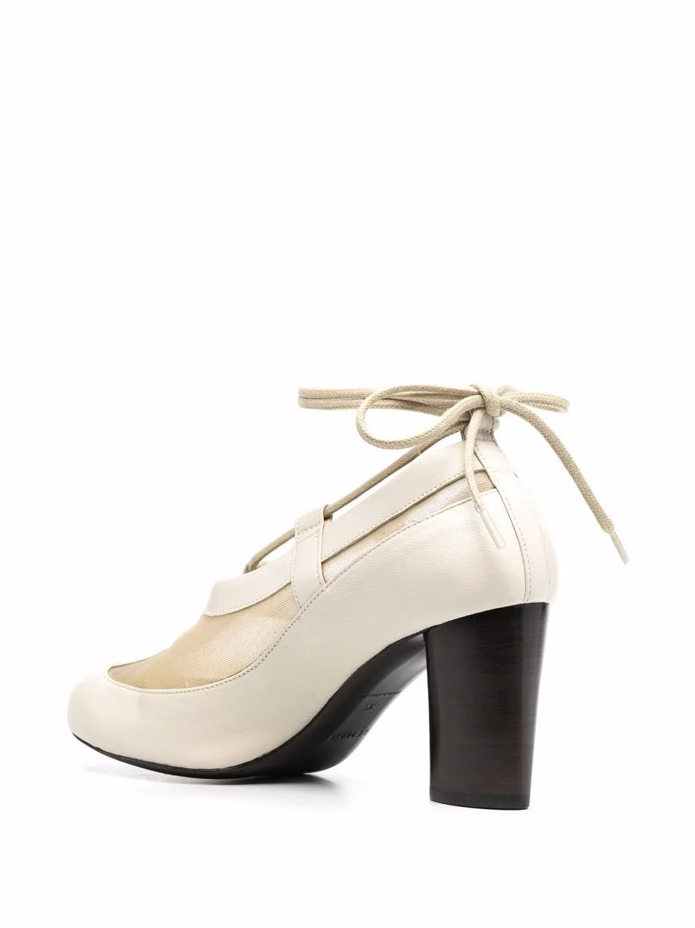 scarpa pump con dettaglio  in tessuto a rete