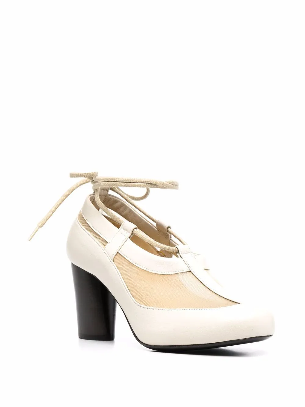 scarpa pump con dettaglio  in tessuto a rete