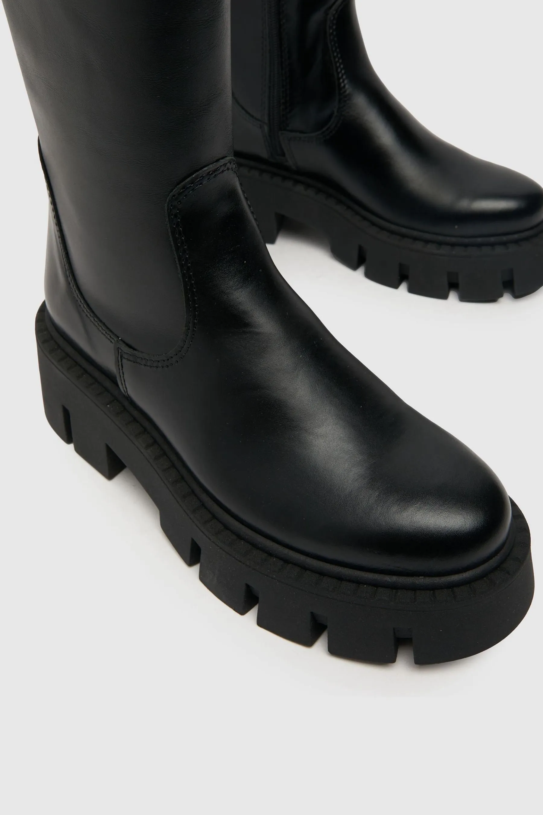 Schuh - Nero al ginocchio in pelle tortora - Stivali