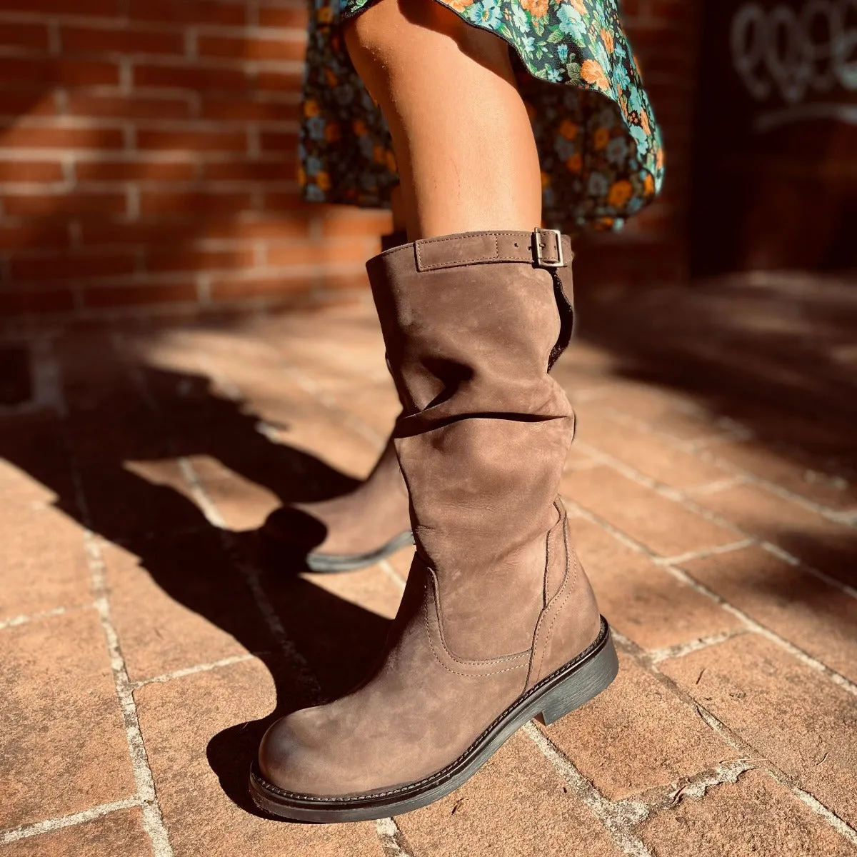 Stivali Biker Boots a Metà Polpaccio in Pelle Vintage Marrone