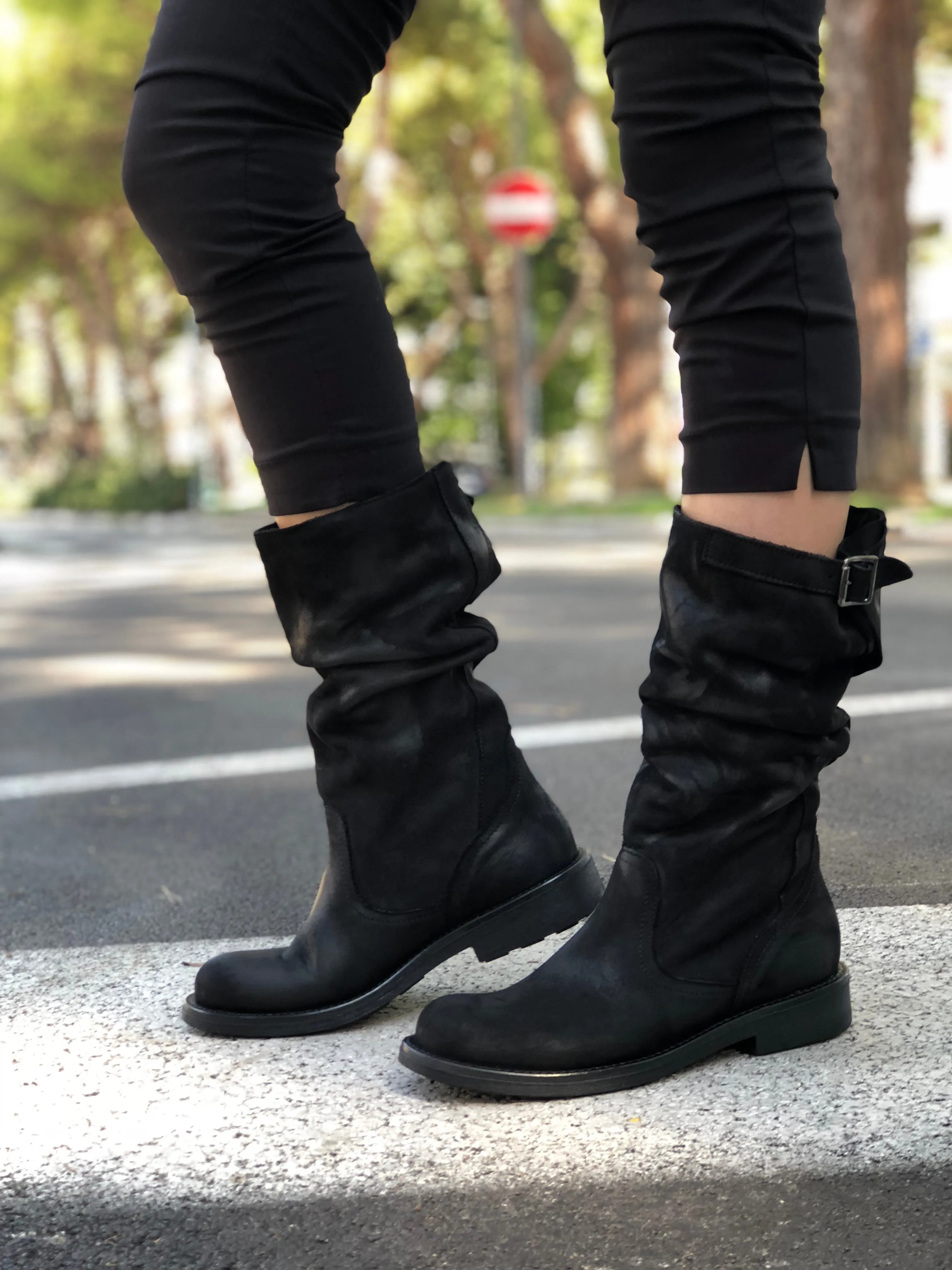Stivali Biker Boots a Metà Polpaccio in Pelle Vintage Neri