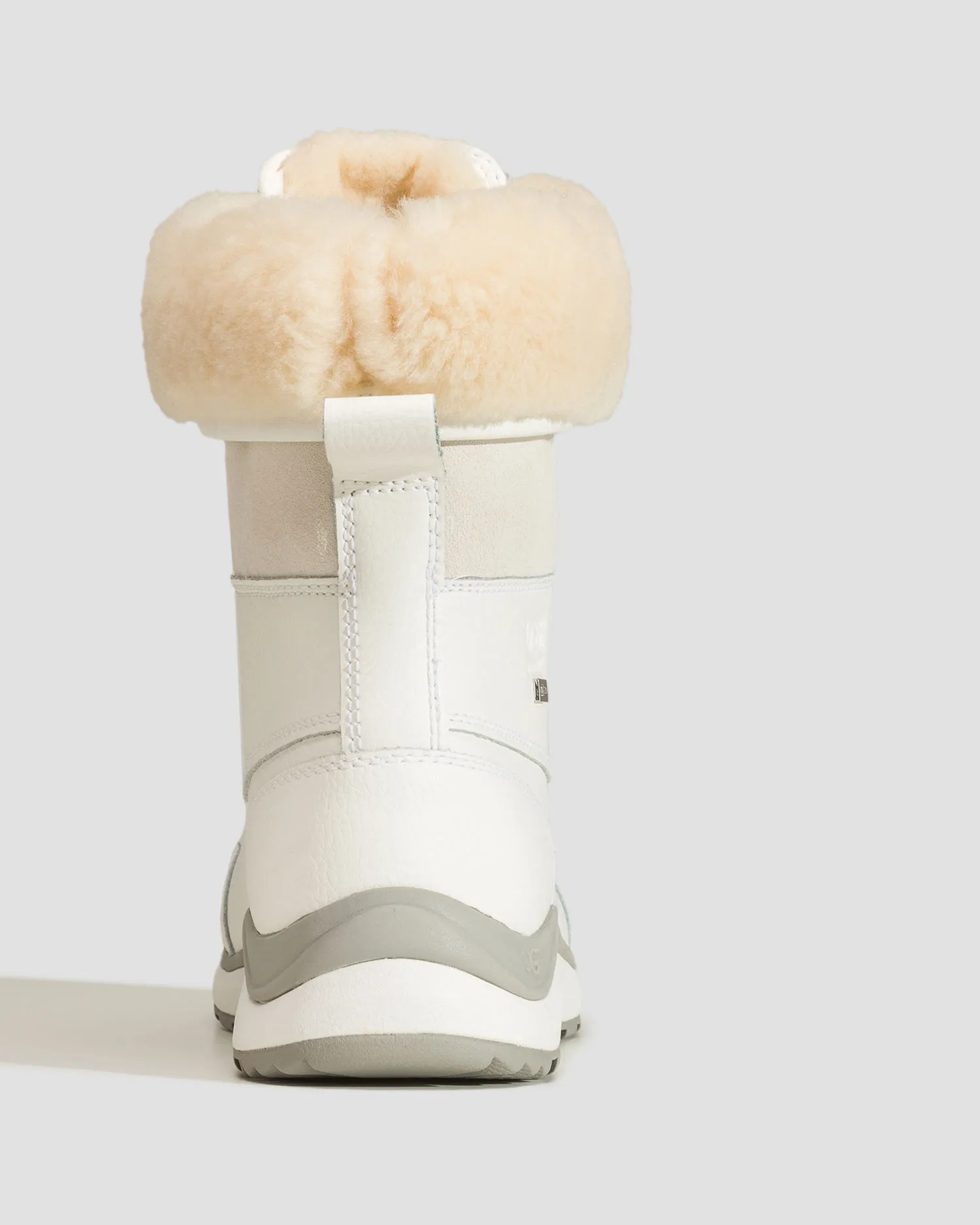 Stivali da neve da donna UGG Adirondack Boot III bianchi 1143530-brwh