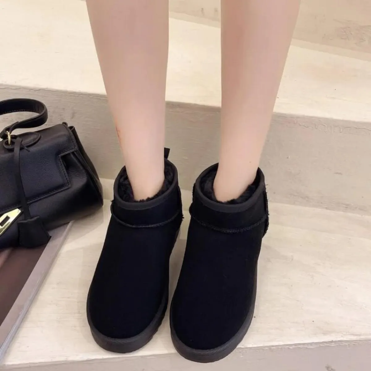 Stivali da neve Tubo corto da donna Scarpe di cotone ispessito Antiscivolo Scarpe invernali nuove Scarpe da donna per studenti 2