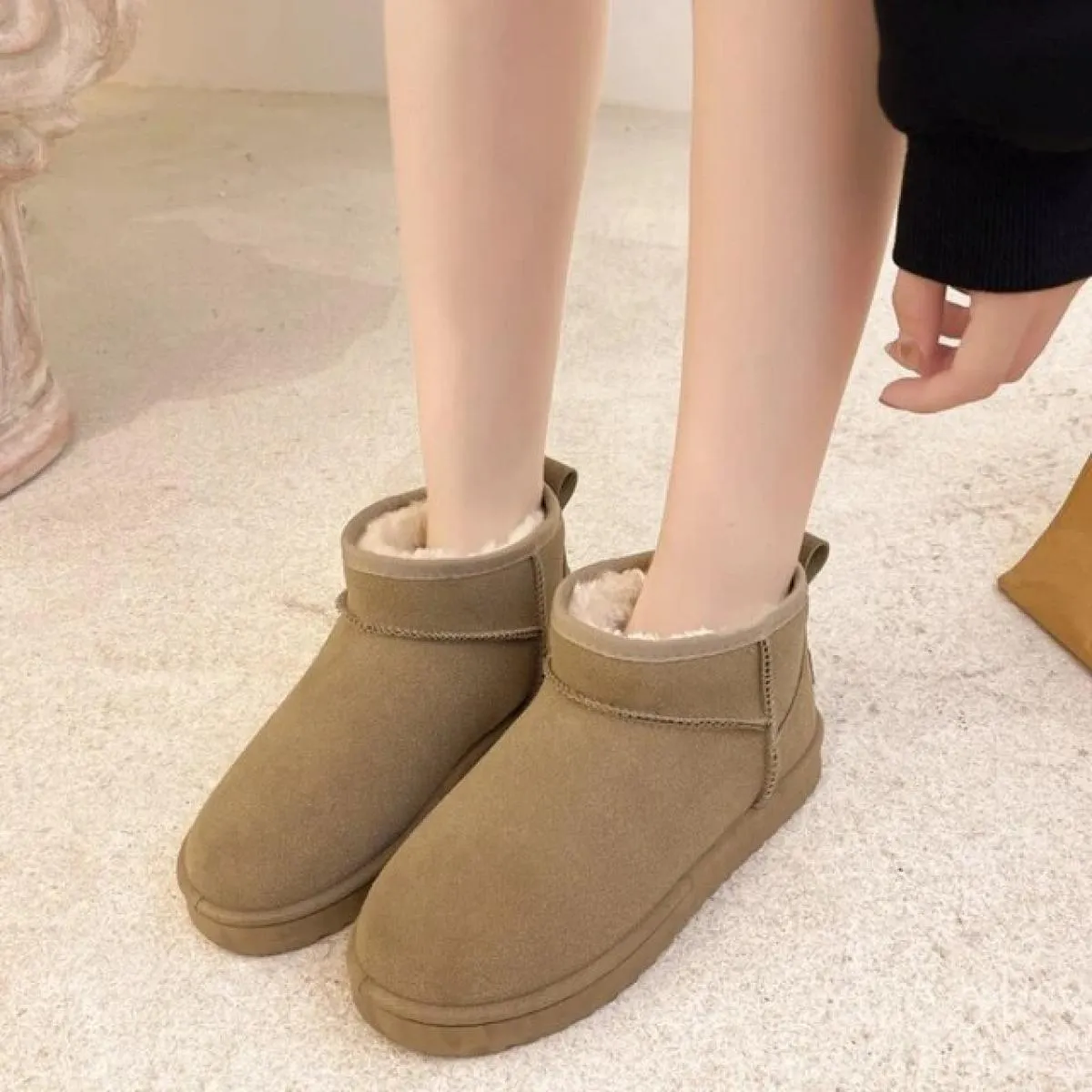 Stivali da neve Tubo corto da donna Scarpe di cotone ispessito Antiscivolo Scarpe invernali nuove Scarpe da donna per studenti 2