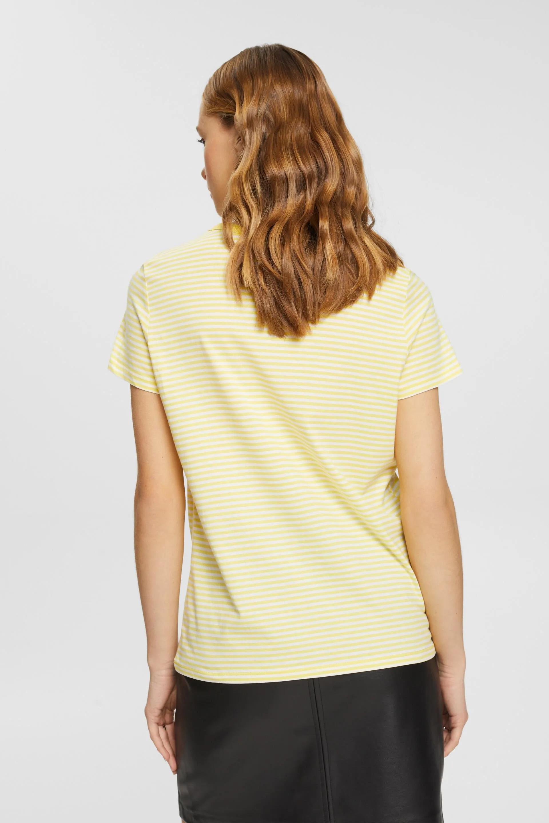 T-shirt a righe con fiore ricamato