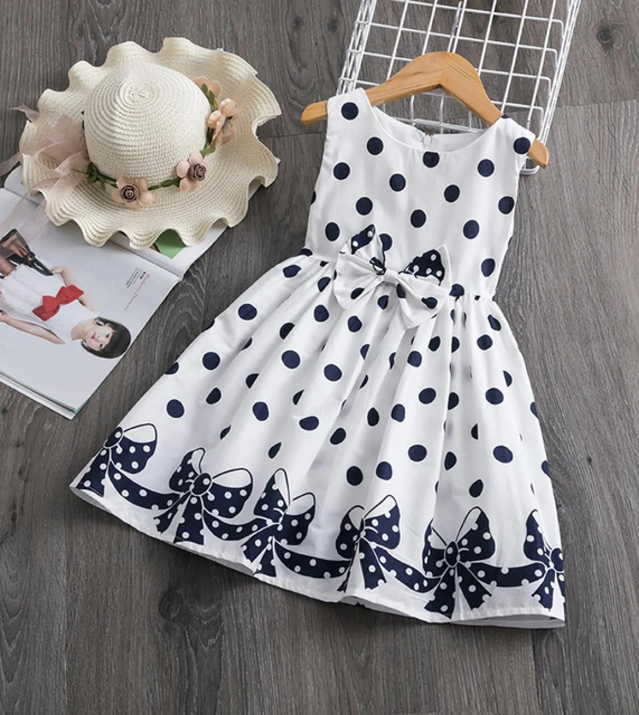 Vestito da principessa estivo per ragazze Moda per bambini Vestiti a pois a maniche corte Abiti eleganti con smock casual elasti